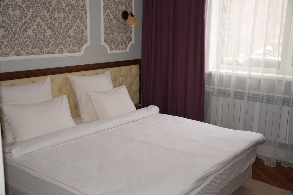 Brown Hotel Astana Exterior foto
