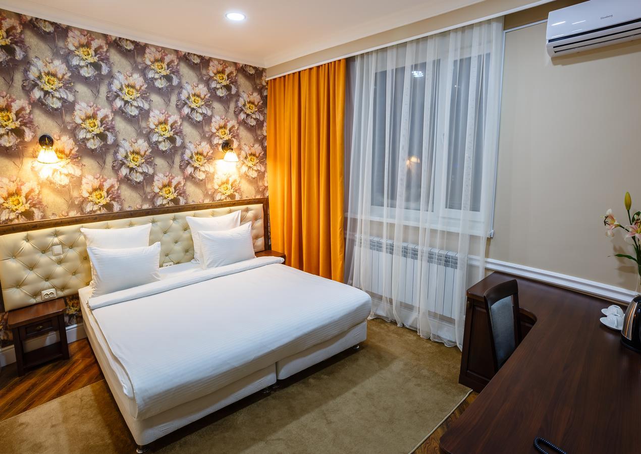 Brown Hotel Astana Exterior foto