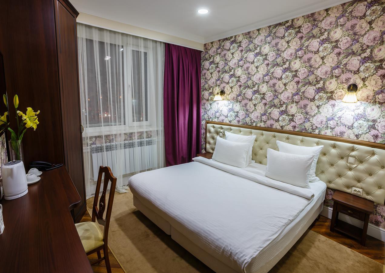 Brown Hotel Astana Exterior foto